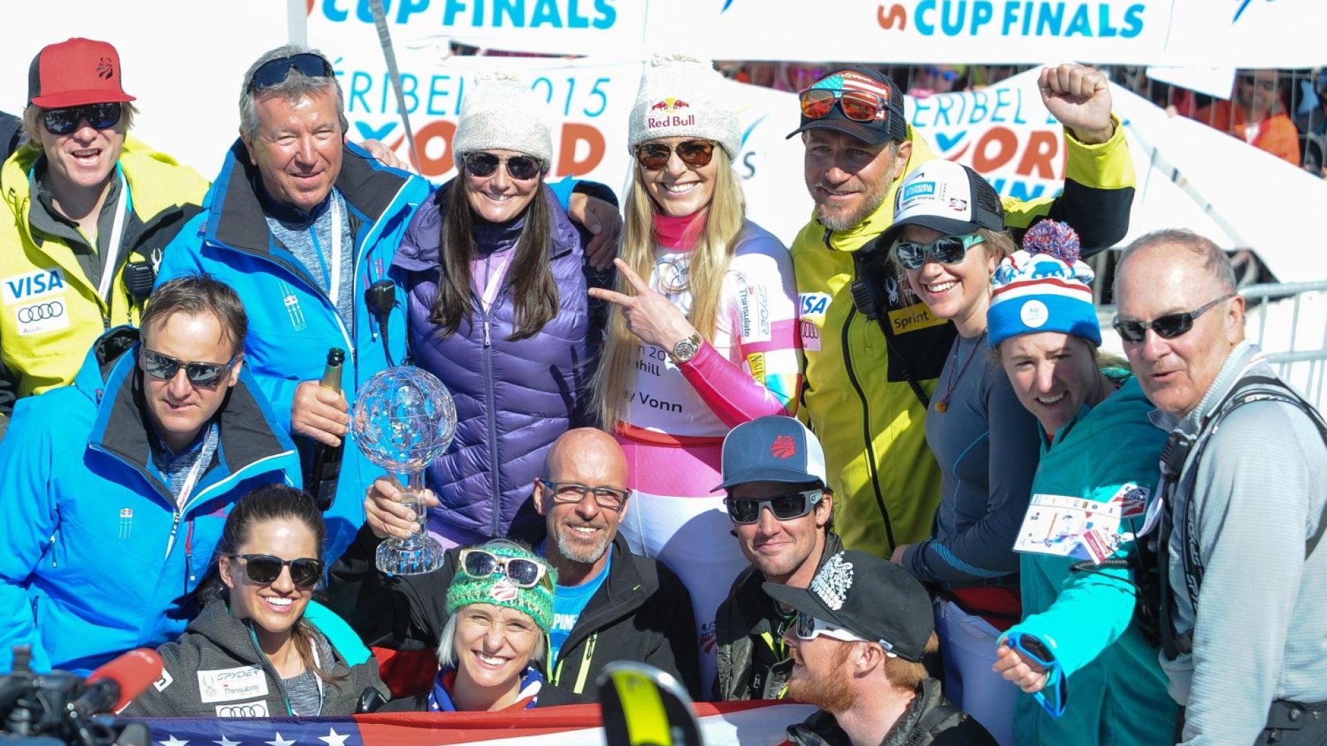 a-successful-dreamteam-lindsey-with-the-us-ski-and-asp-red-bull-team