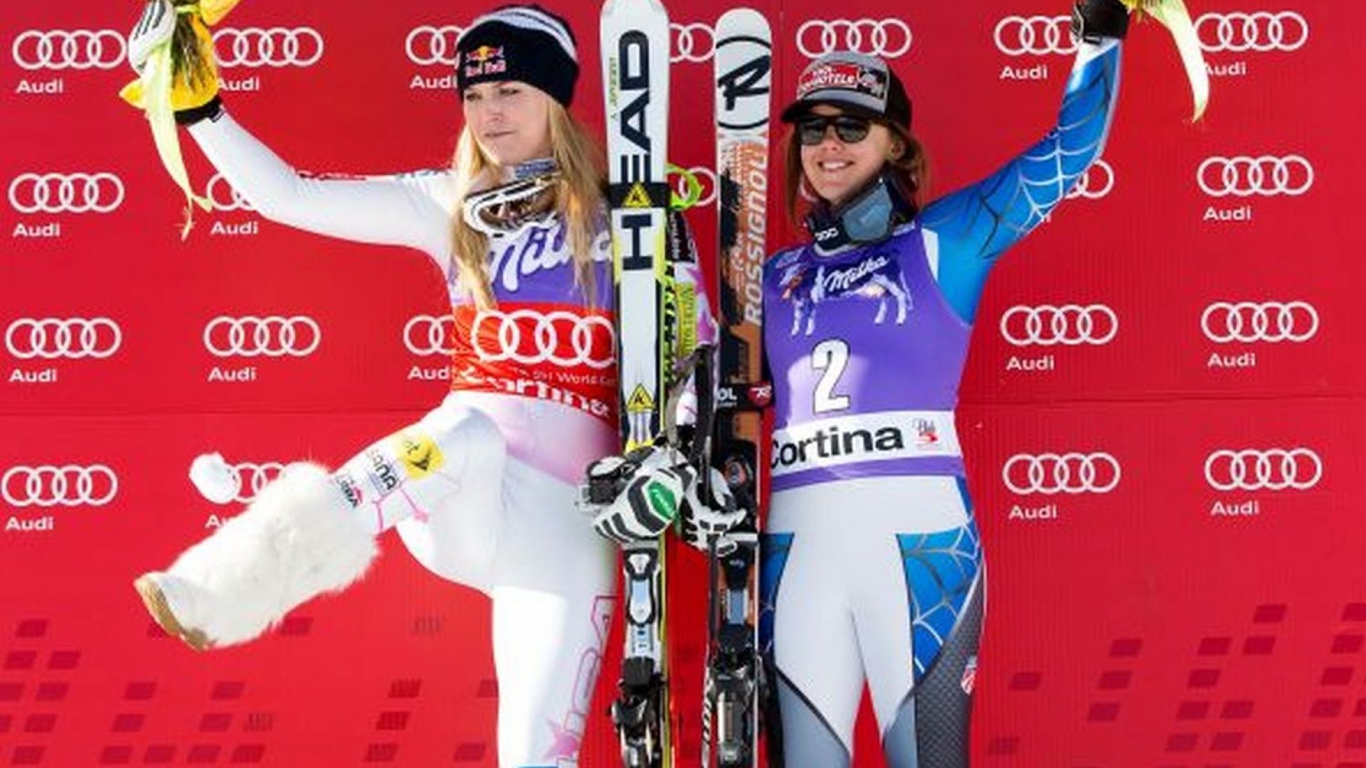 lindsey-and-leanne-having-fun-at-the-podium-dh-in-cortina