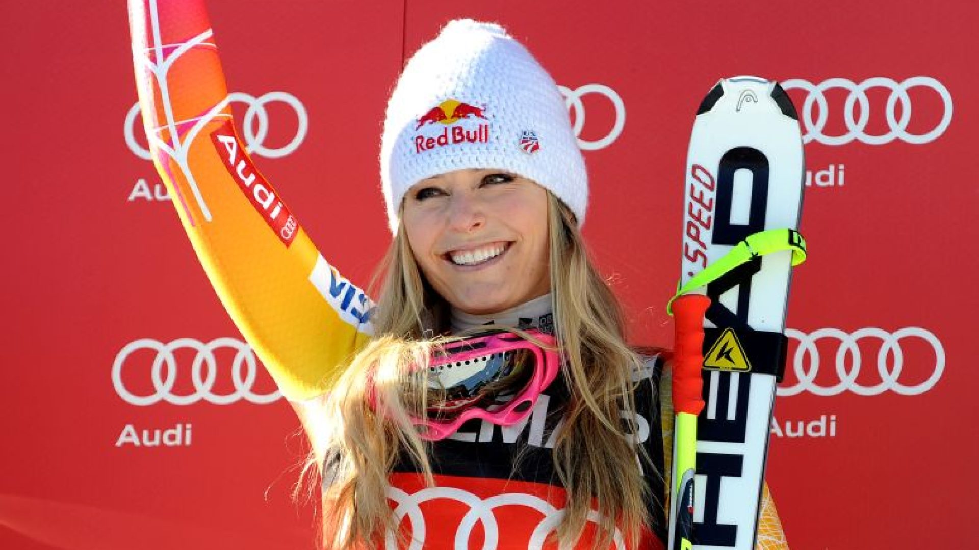 lindsey-celebrating-her-super-g-victory-in-cortina